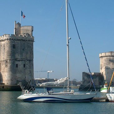 Sortie De Navigation Sportive En Voilier à La Rochelle