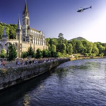 Vol Privatif en Hélicoptère - Survol de Lourdes