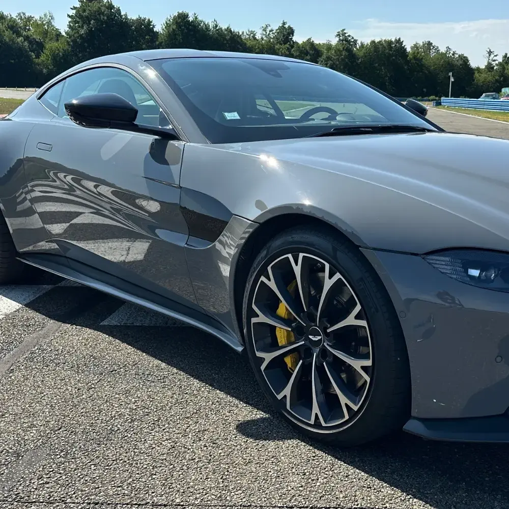 Activité : Coffret Pilotage Aston Martin - Circuit de Dreux