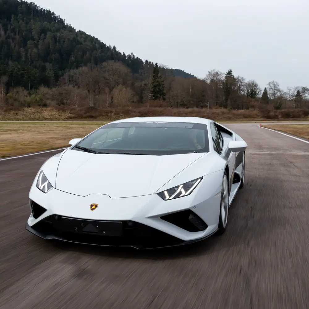 Activité : Pilotage Lamborghini Huracan - Circuit de l'Anneau du Rhin