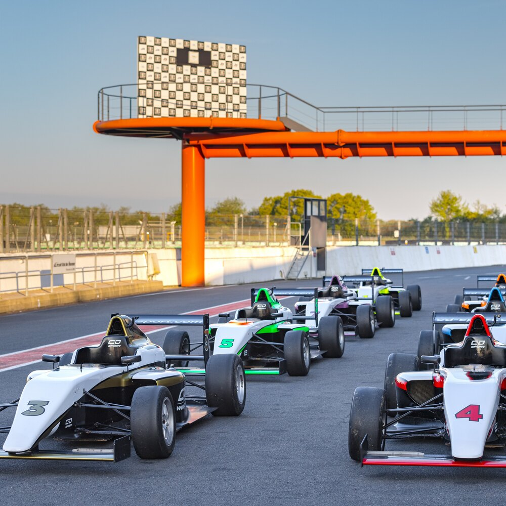 Activité : Pilotage Formule 4 - Circuit de Nogaro