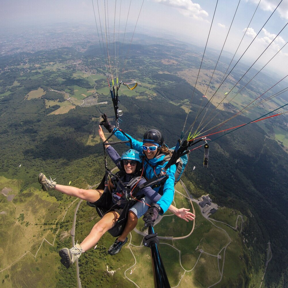 Activité : Baptême de Voltige en Parapente - Les Volcans d'Auvergne