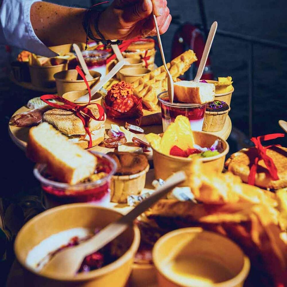 Activité : Brunch et Balade en Catamaran à La Grande-Motte