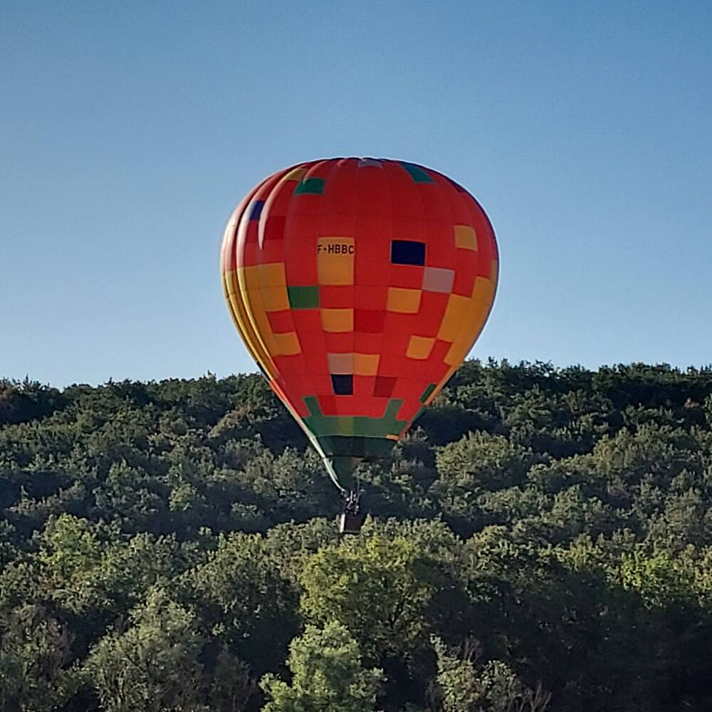 Activité : Vol en Montgolfière au Château de Lapalisse