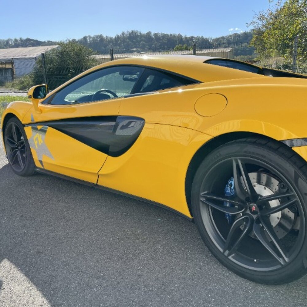 Activité : Pilotage pour Enfant en McLaren 540C - Circuit de Haute Saintonge