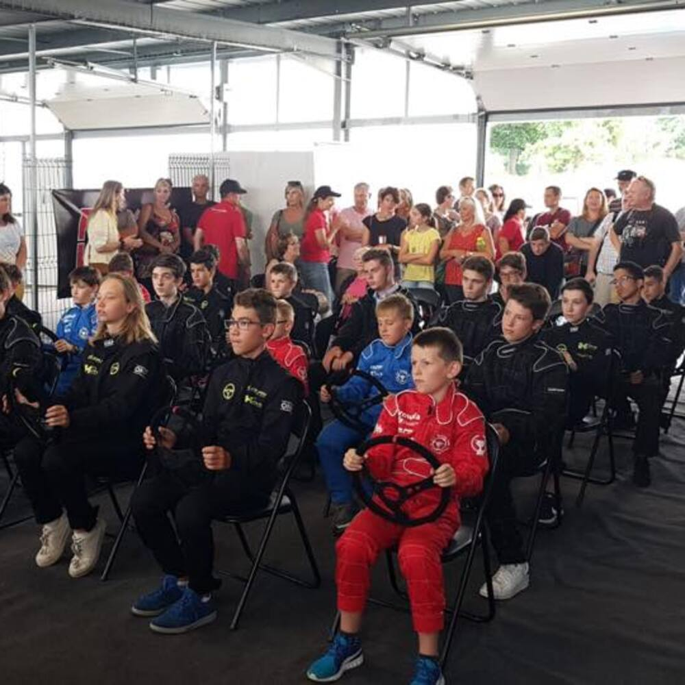 Activité : Coffret Pilotage Enfant en BMW M2 - Circuit d'Abbeville
