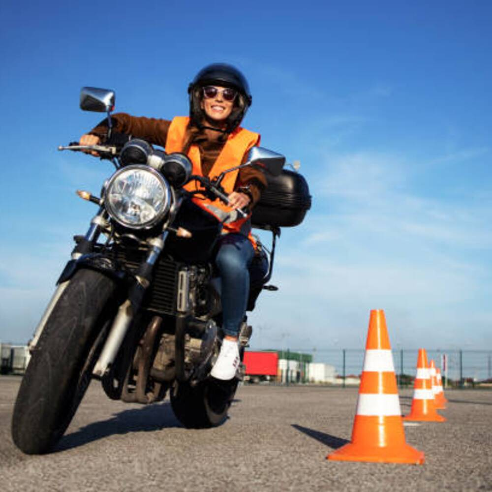 Activité : Permis Moto à Marseille 8ème arrondissement
