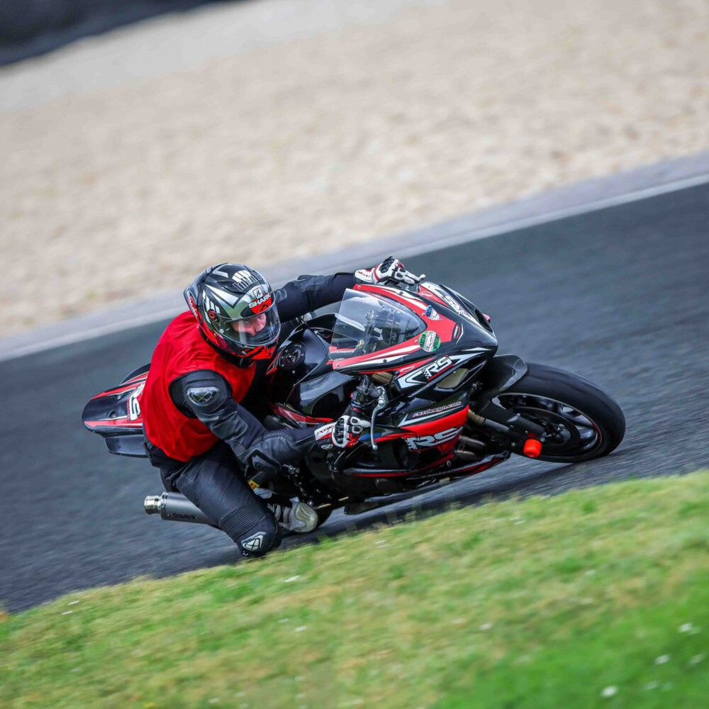 Activité : Journée de Roulage avec votre Moto - Circuit de Clastres