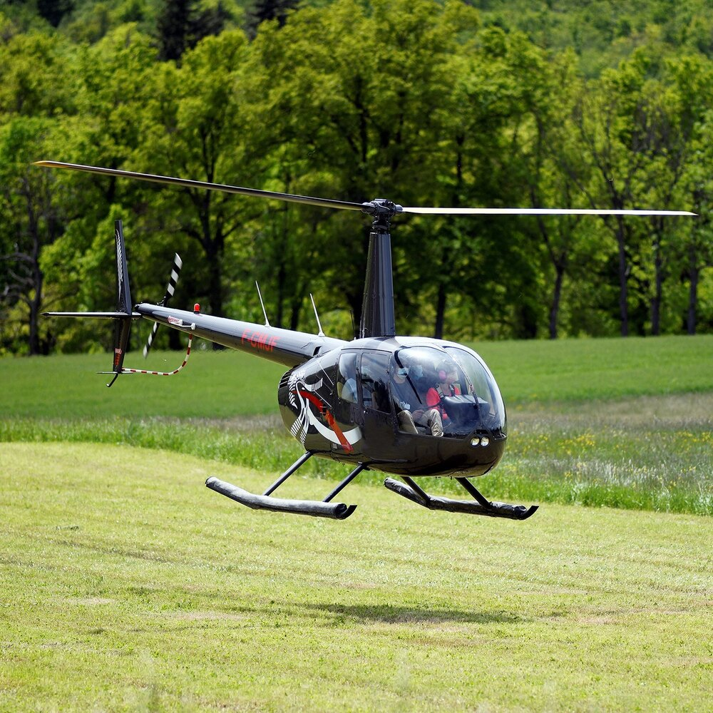 Activité : Initiation au Pilotage d'Hélicoptère à Saint-Étienne