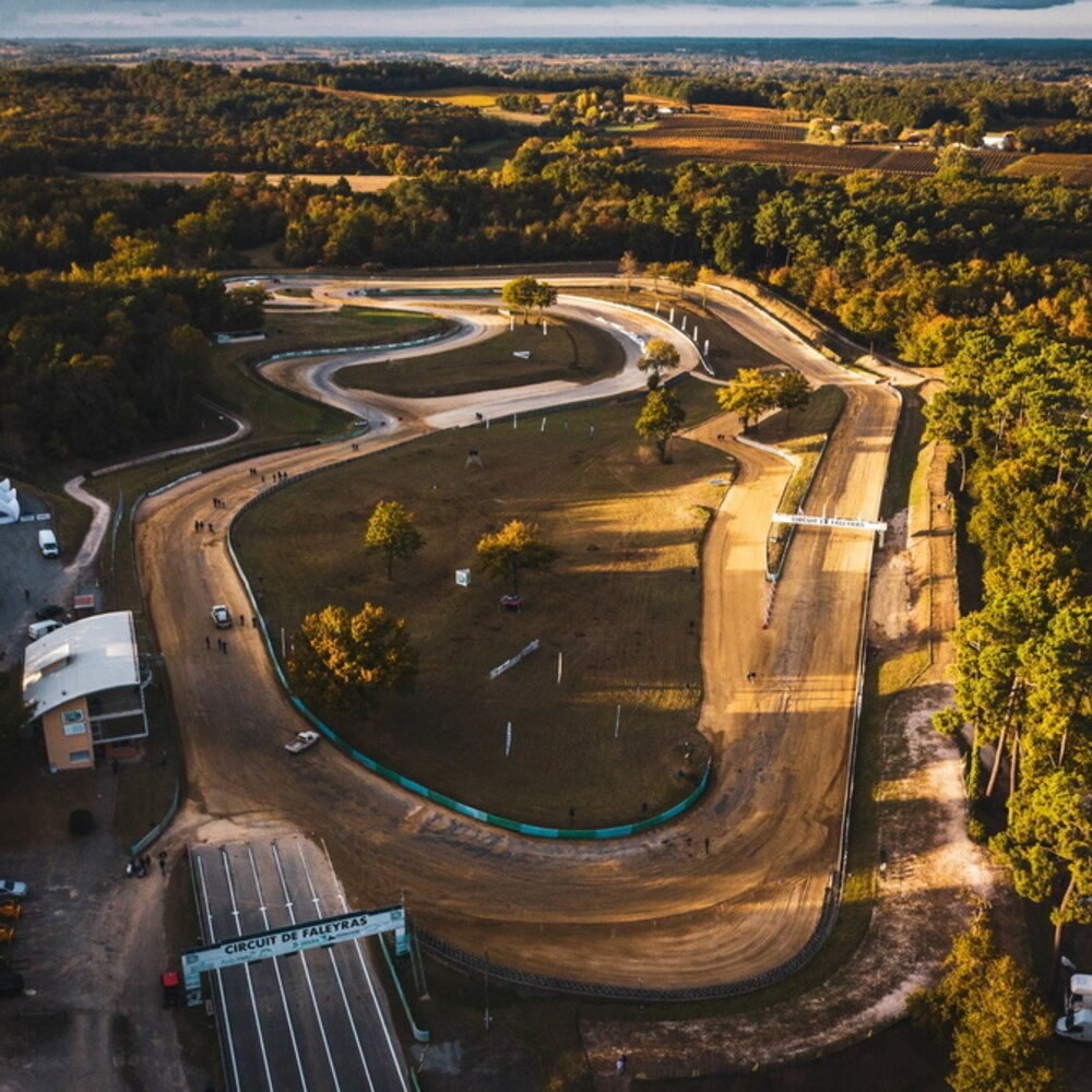 Activité : Stage Pilotage Rallye Multivolant - Circuit de Faleyras
