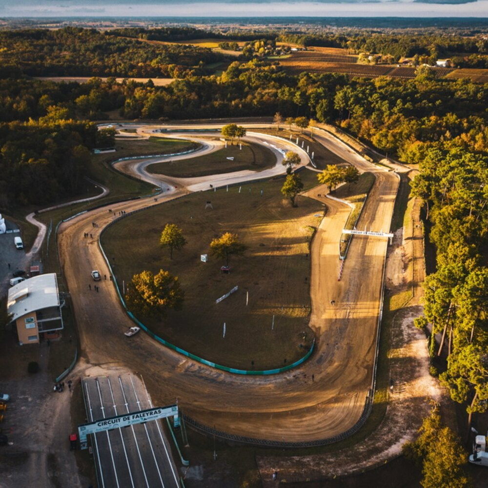 Activité : Coffret Pilotage Rallycross en BMW - Circuit de Faleyras