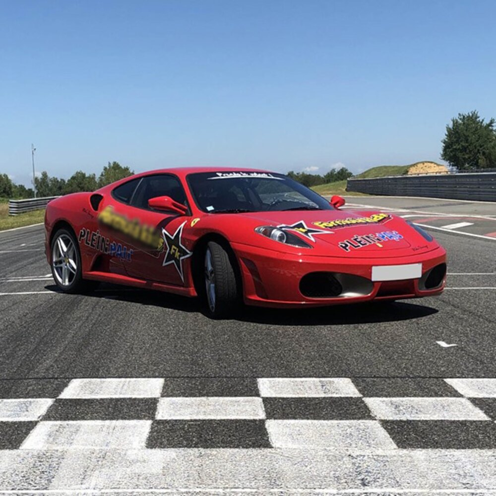 Activité : Pilotage pour Enfant en Ferrari F430 - Circuit de Saint-Dié des Vosges