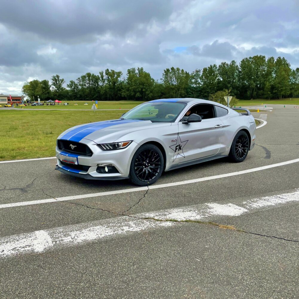 Activité : Pilotage pour Enfant en Ford Mustang - Circuit de Saint-Dié-des Vosges