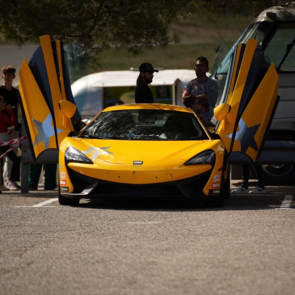 Activité : Pilotage pour Enfant en McLaren 540C - Circuit de Saint-Dié des Vosges