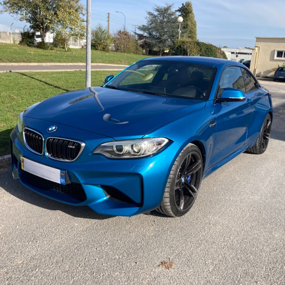 Activité : Pilotage pour Enfant en BMW M2 près de Dax