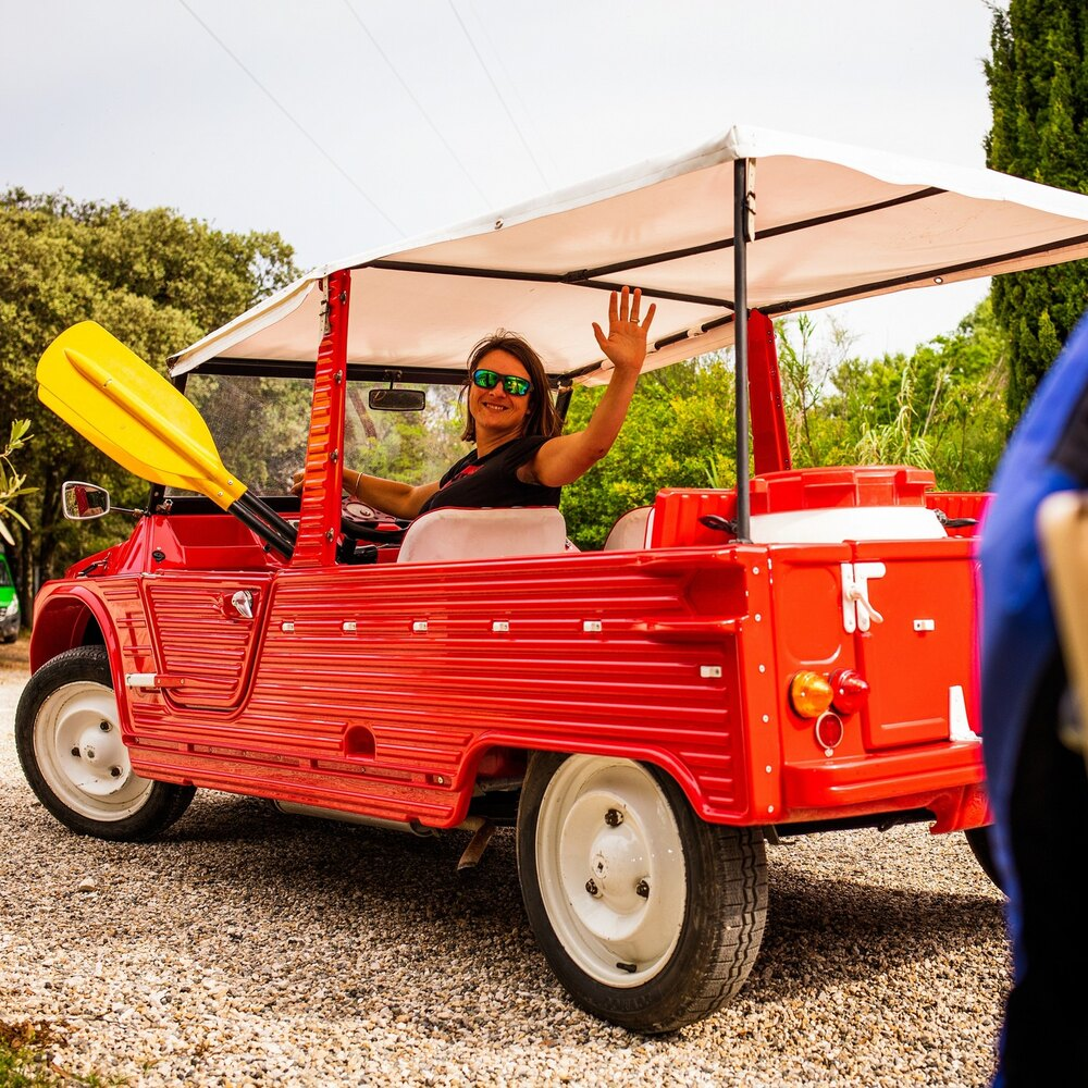 Activité : Balade en Méhari Electrique entre Garrigue et Pont du Gard