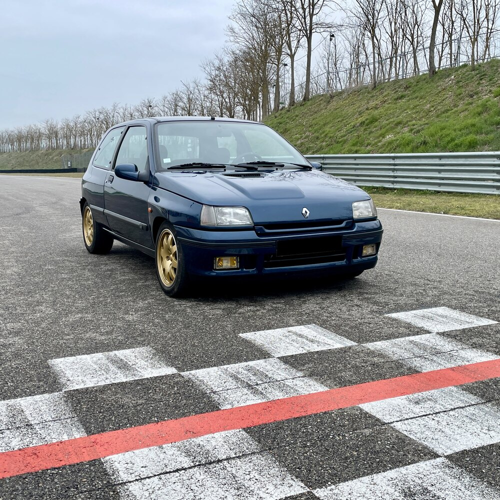 Activité : Pilotage Clio Williams - Circuit de l'Anneau du Rhin