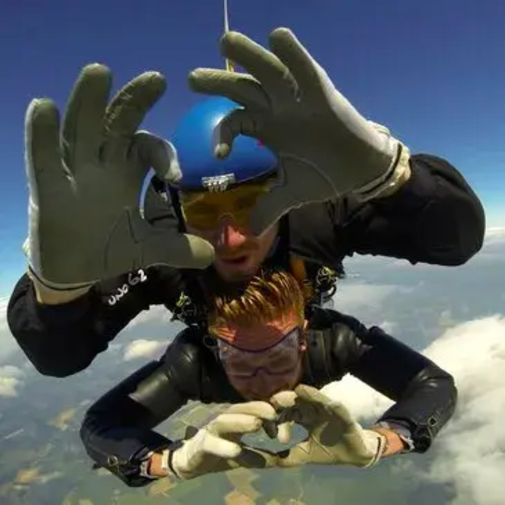 Activité : Saut en Parachute Tandem près d'Amiens