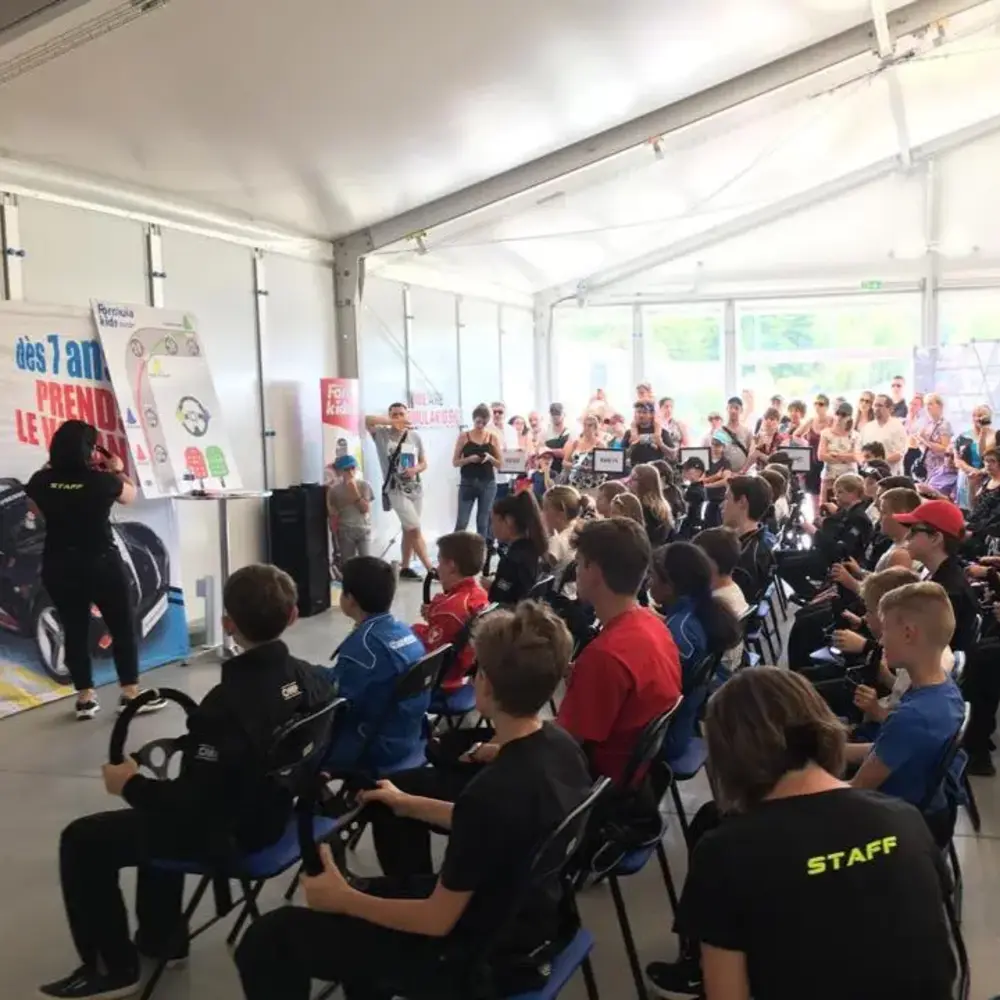 Activité : Pilotage pour Enfant en Lamborghini au Circuit de Lohéac