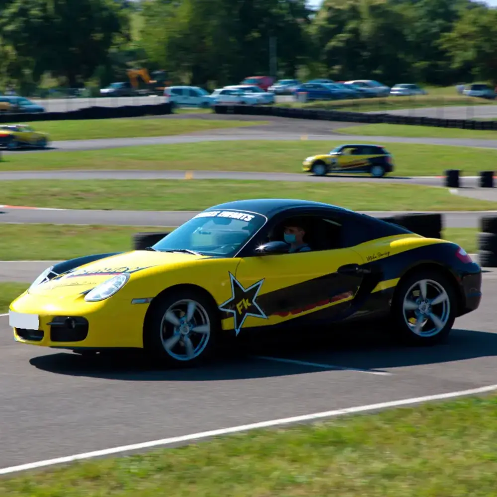 Activité : Pilotage pour Enfant en Porsche au Circuit de Lohéac