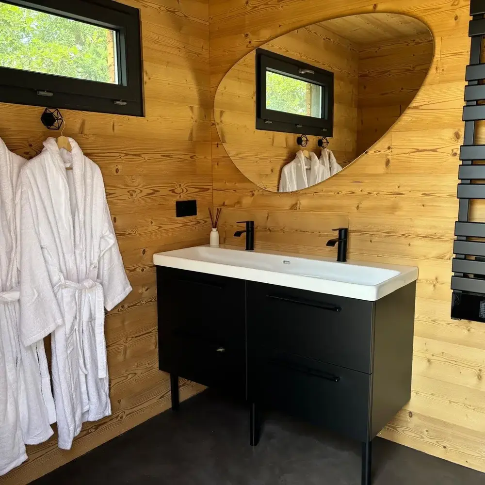 Nuit en Dôme avec Spa à Bathernay près de Valence à Bathernay