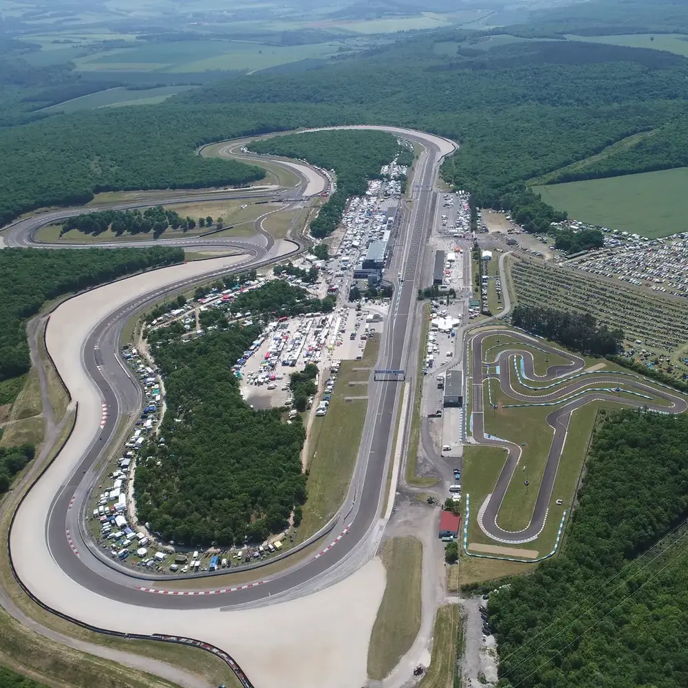 Activité : Pilotage McLaren Artura - Circuit de Dijon-Prenois