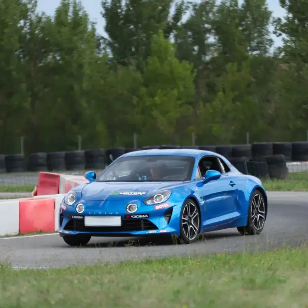 Activité : Pilotage pour Enfant en Alpine A110 au Circuit du Luc