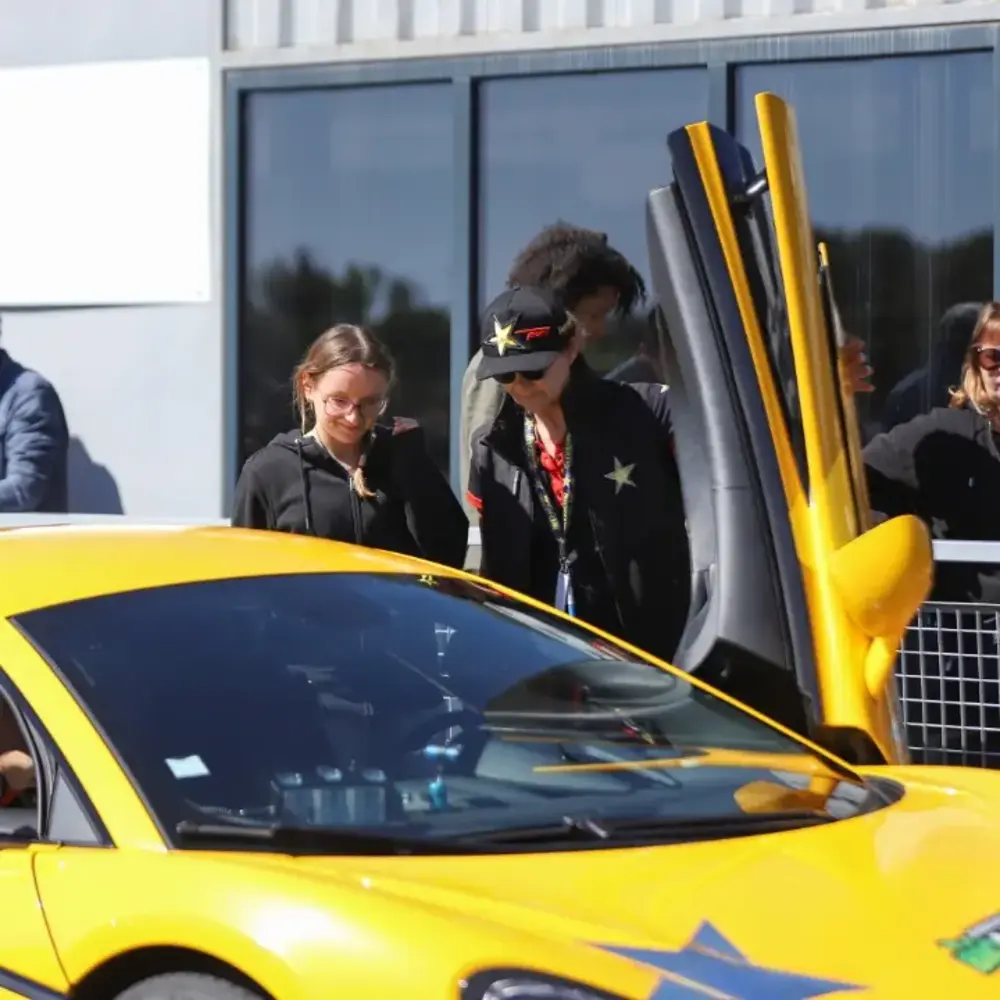 Activité : Pilotage pour Enfant en McLaren 540C à Brissac
