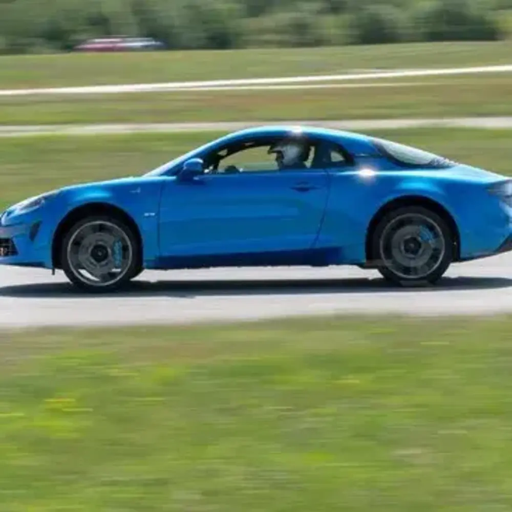 Activité : Baptême en Alpine A110S - Circuit de Chenevières