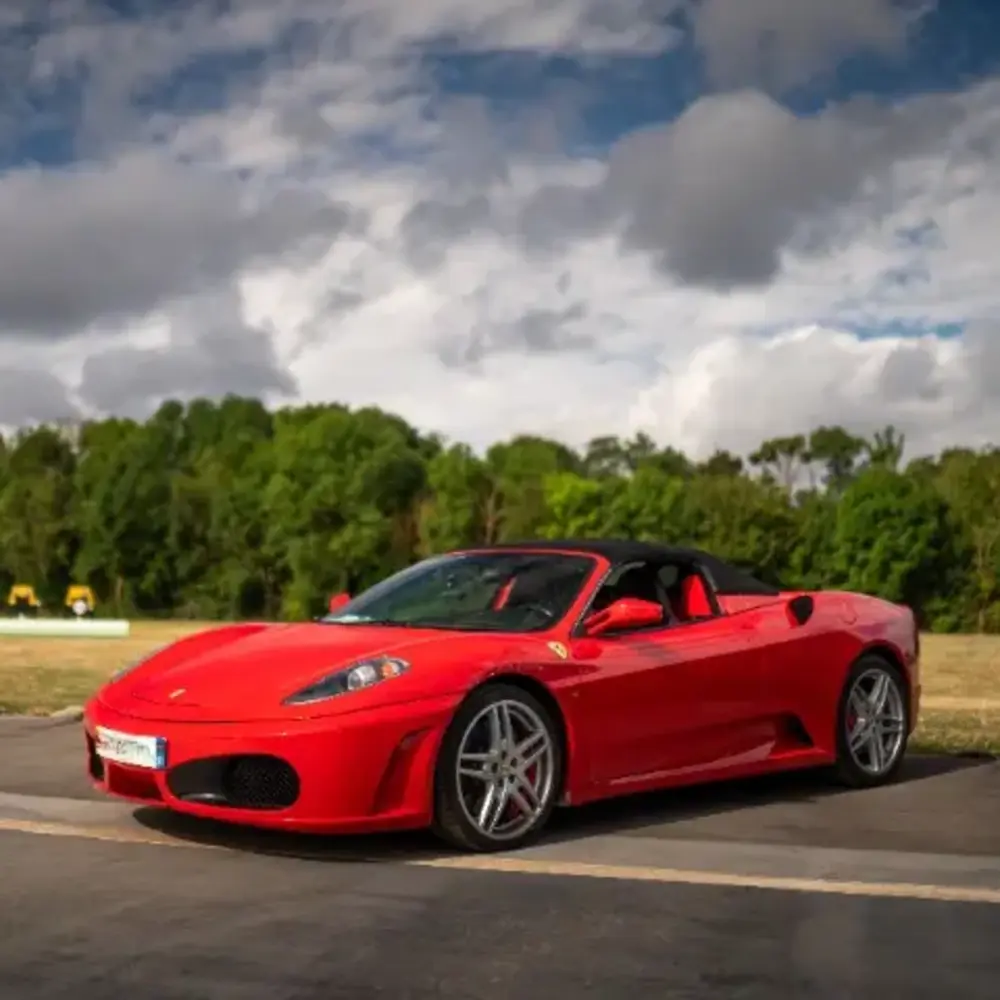 Activité : Coffret Pilotage Enfant en Ferrari F430 Spider près de Besançon