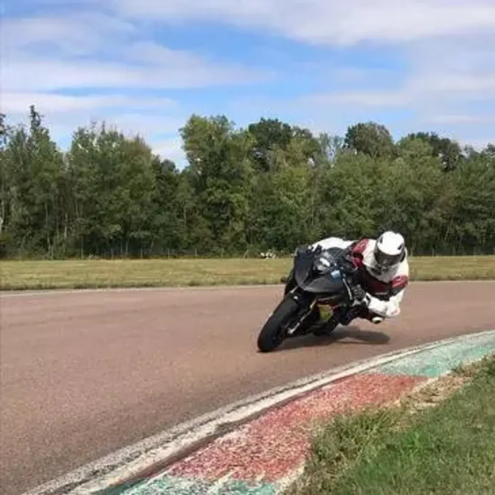 Activité : Stage Coaching avec votre Moto - Circuit de Magny-Cours Club