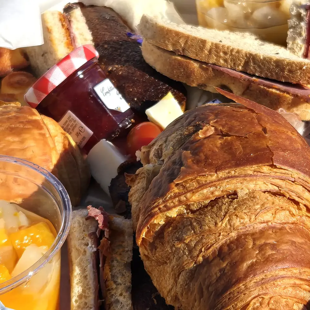 Activité : Balade en maxi-catamaran avec brunch à Arzon