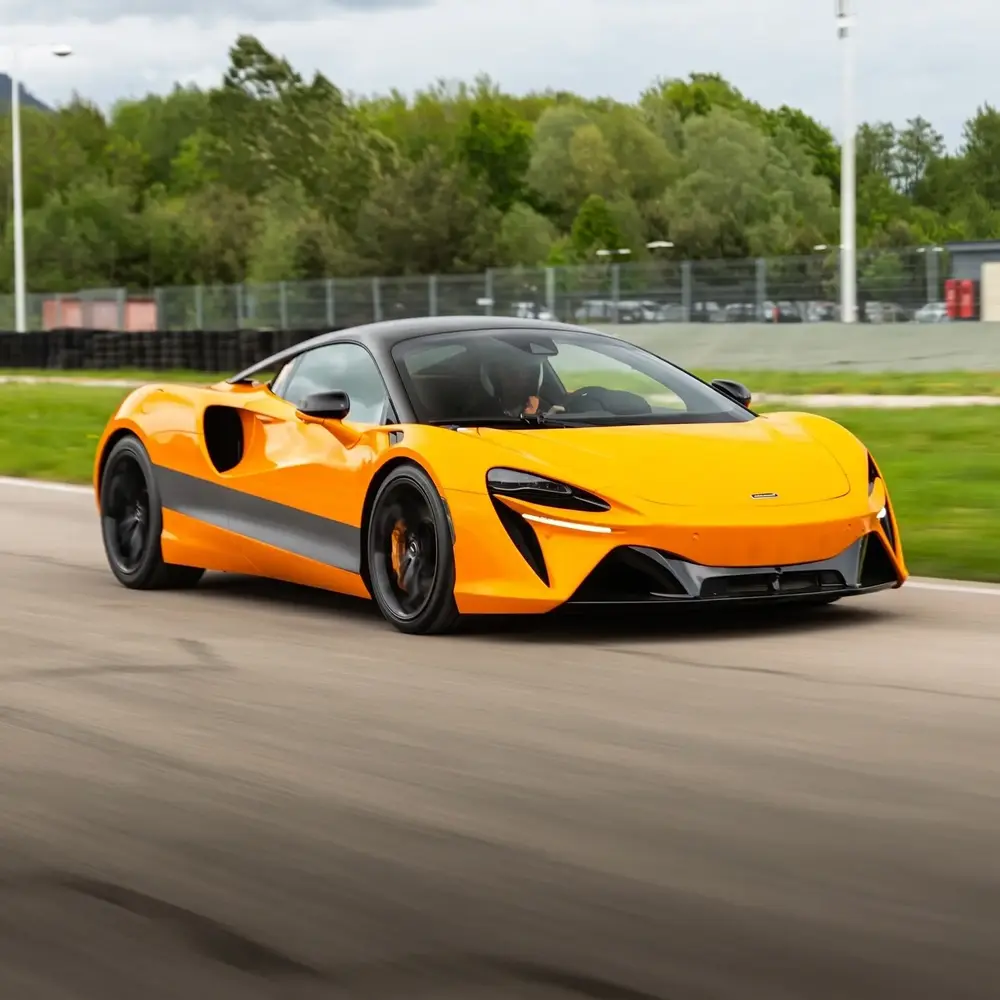 Activité : Pilotage McLaren Artura - Circuit de l'Anneau du Rhin