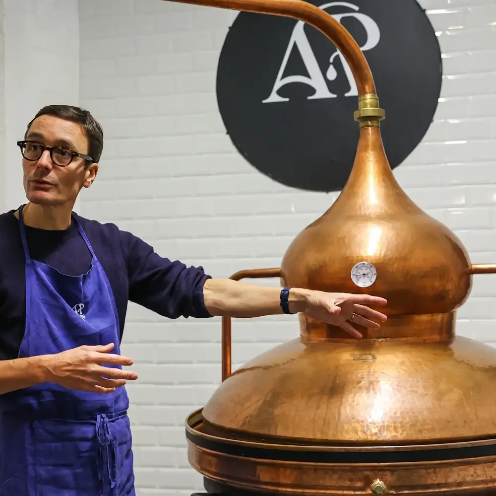 Activité : Atelier de Fabrication de Gin à Paris 20ème