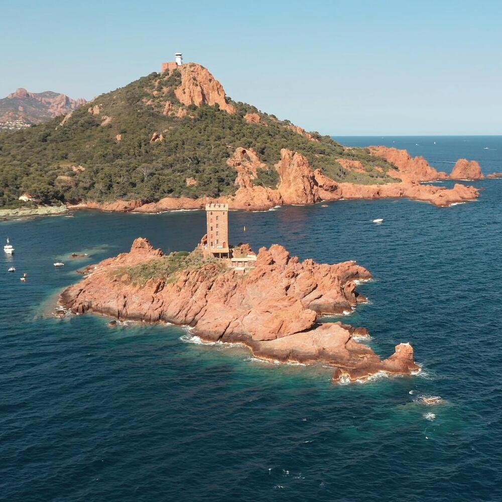Activité : Baptême en hélicoptère à Cannes - Cap Esterel