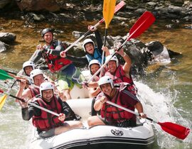 Rafting sur la Nive près de Bayonne - Pays Basque Rafting sur la Nive près de Bayonne - Pays Basque