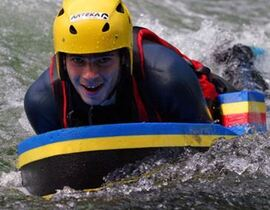 Descente en Hydrospeed sur la Nive près de Bayonne Descente en Hydrospeed sur la Nive près de Bayonne