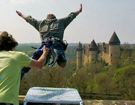 Saut à l'élastique près de Bourges Saut à l'élastique près de Bourges