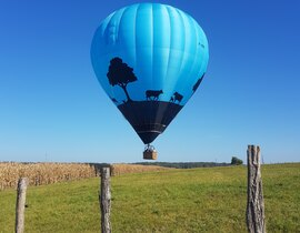 Vol en Montgolfière Survol du Plateau de Langres Vol en Montgolfière Survol du Plateau de Langres