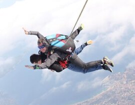 Saut en Parachute en Tandem à Saint-Tropez