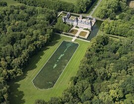 Baptême en Hélicoptère à la Ferté-Alais - Châteaux de l'Essonne Baptême en Hélicoptère à la Ferté-Alais - Châteaux de l'Essonne