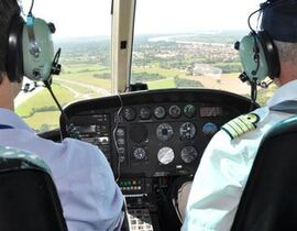 Pilotage d'Hélicoptère à Rennes Pilotage d'Hélicoptère à Rennes