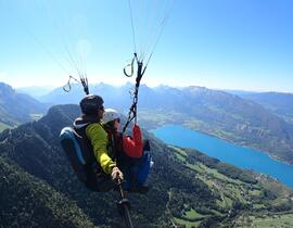 Baptême en Parapente du Lac d'Annecy au Mont Blanc Baptême en Parapente du Lac d'Annecy au Mont Blanc