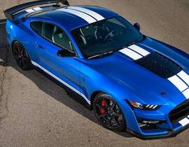 Stage en Mustang Shelby GT500 - Circuit des Écuyers Stage en Mustang Shelby GT500 - Circuit des Écuyers