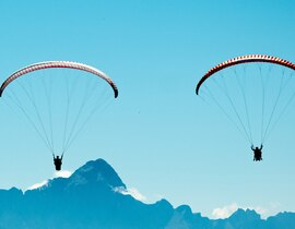 Baptême de Voltige en Parapente près de Foix Baptême de Voltige en Parapente près de Foix