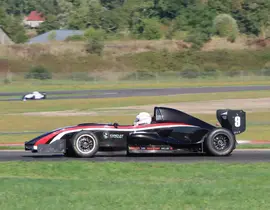 Stage en Formule Renault et Baptême F1 - Circuit de Magny-Cours Stage en Formule Renault et Baptême F1 - Circuit de Magny-Cours