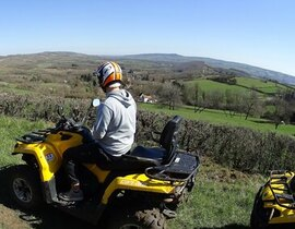 Randonnée en Quad près d'Autun Randonnée en Quad près d'Autun