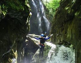 Descente en Canyoning près de Pau Descente en Canyoning près de Pau