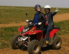 Randonnée en Quad à Etampes près de Paris Randonnée en Quad à Etampes près de Paris