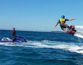 Initiation au Flyboard à Saint-Cyr-sur-Mer